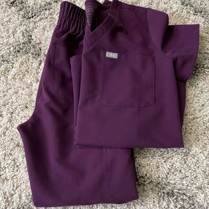 Deep Purple Figs Scrub Set